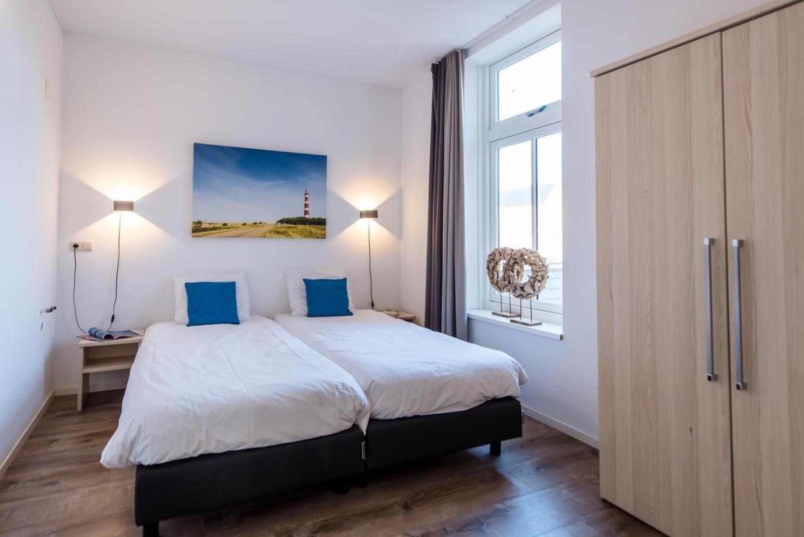 Staetige Dames Apartment Нес Екстериор снимка