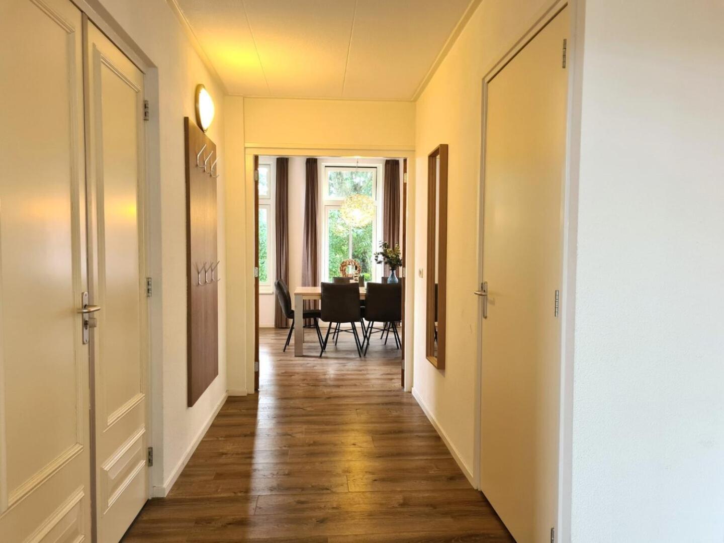 Staetige Dames Apartment Нес Екстериор снимка