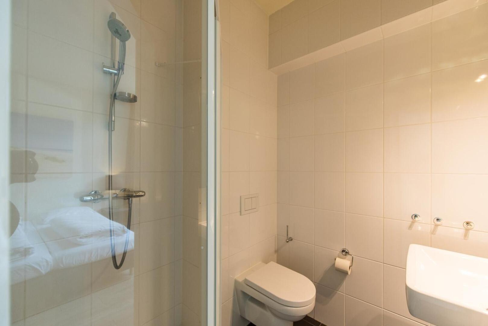 Staetige Dames Apartment Нес Екстериор снимка