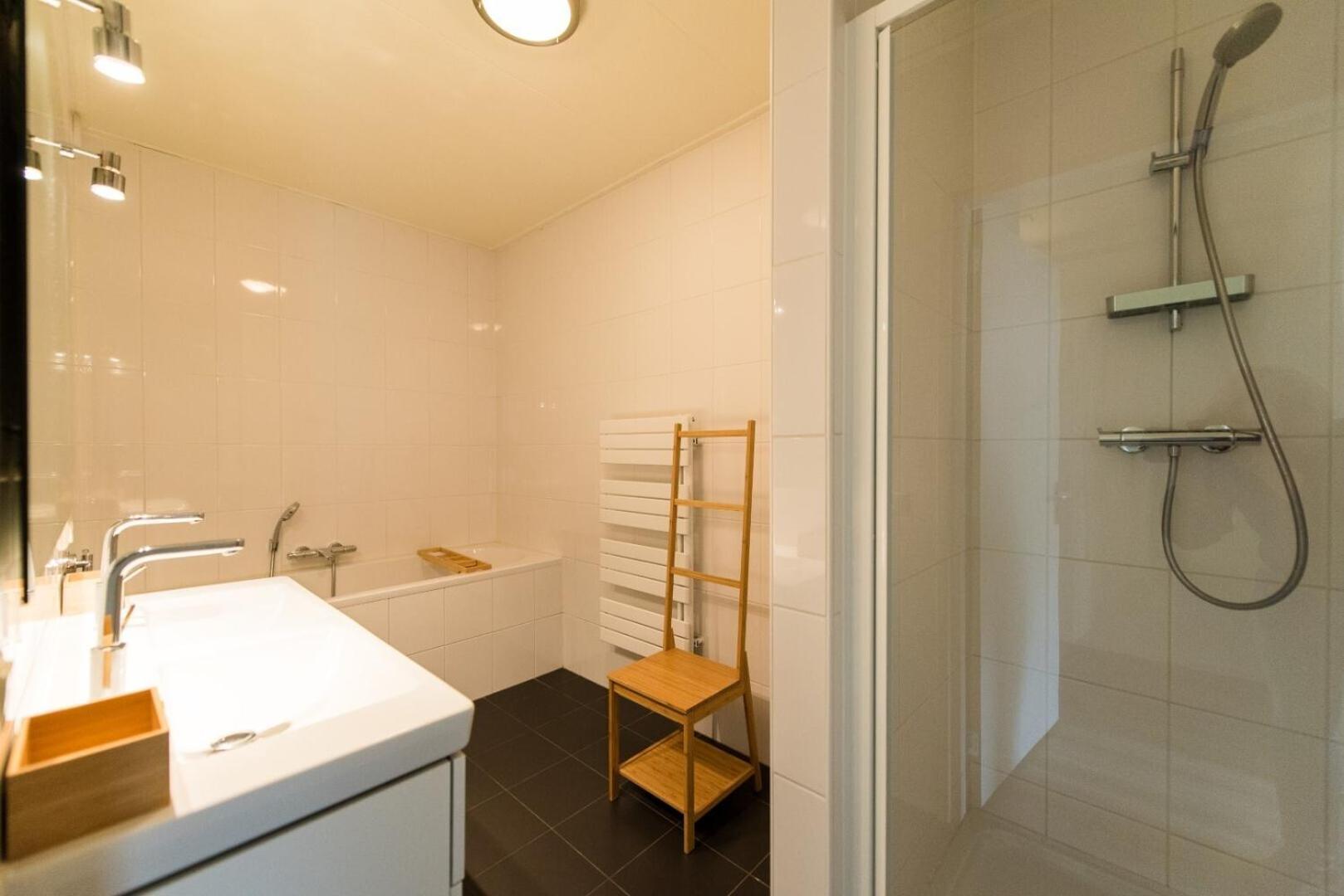 Staetige Dames Apartment Нес Екстериор снимка