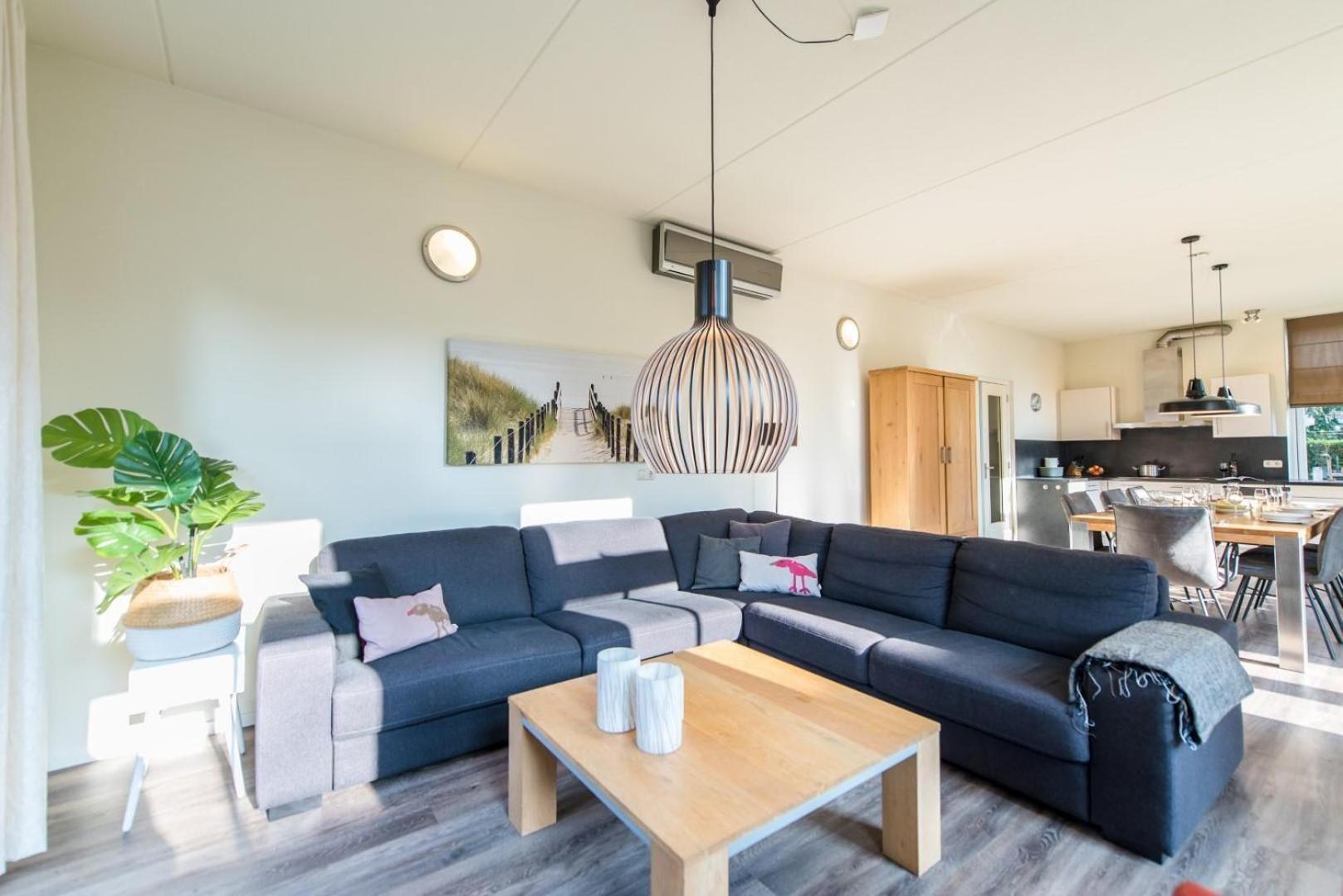 Staetige Dames Apartment Нес Екстериор снимка